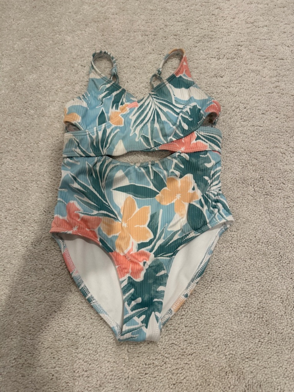 Girls Abercrombie kids bathing suit-size 5/6